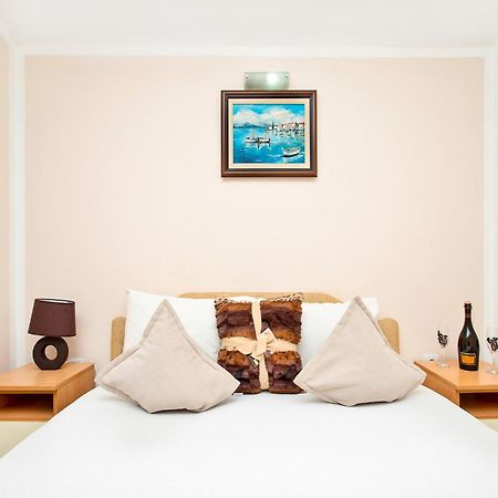 Apartments Mik5 - Famous Beach Jaz Budva Eksteriør bilde