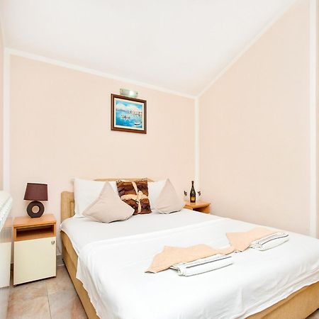 Apartments Mik5 - Famous Beach Jaz Budva Eksteriør bilde
